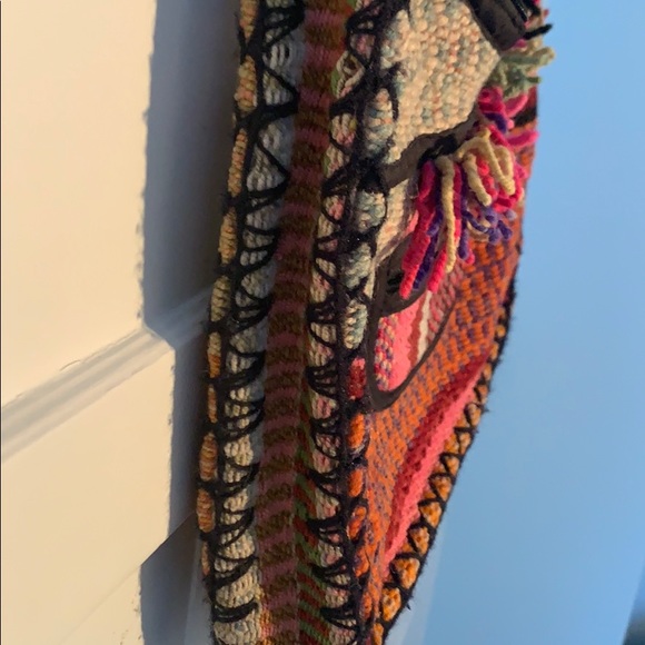 One of a Kind Peruvian tote - Picture 5 of 6